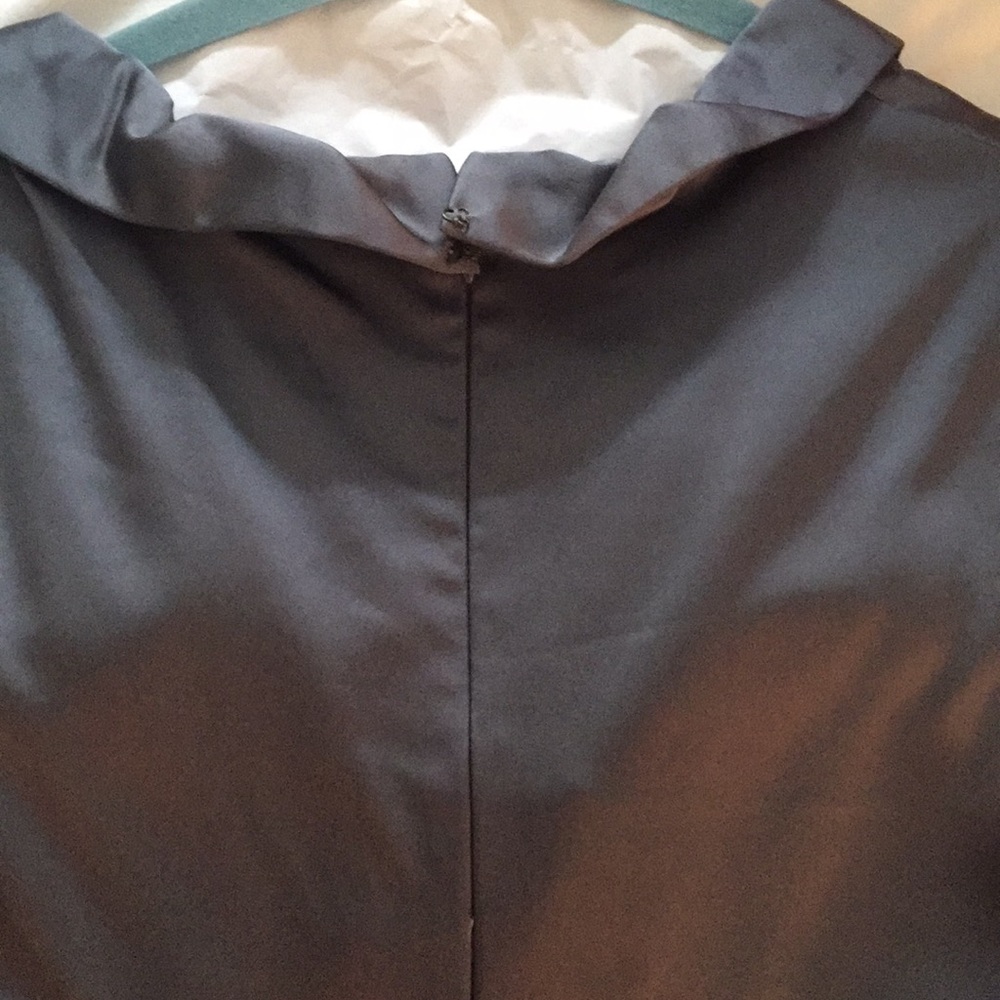 Dress - Picture 4 of 4